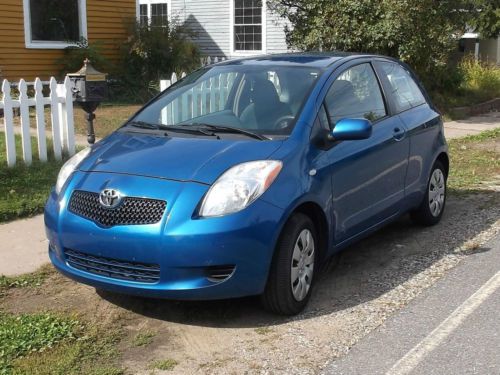 2007 toyota yaris 2dr hatchback