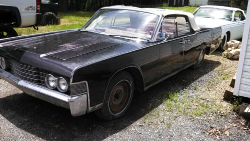 1965 lincoln continental convertible 4 door for parts or restoration.