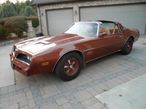 1978 formula / 4 speed / t tops and needs restoration. trans am