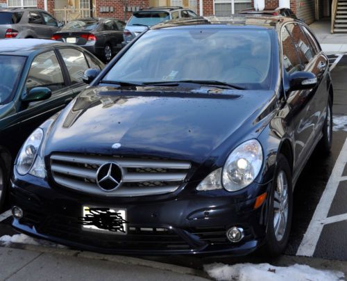 Navigation, rear view camera, heated seats, panoramic sunroof, power seats