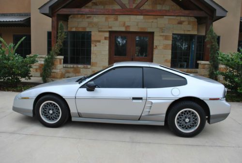 1987 pontiac fiero gt coupe 2-door 2.8l