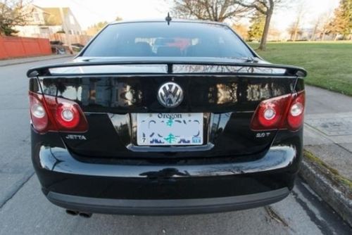 2008 Volkswagen Jetta Wolfsburg Edition Sedan 4-Door 2.0L, image 2