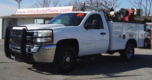 2007 chevrolet 3500 hd 4wd/ utility service bed/ crane / 6.6l diesel