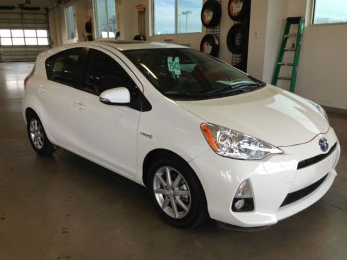 2012 toyota prius c four hatchback liftback