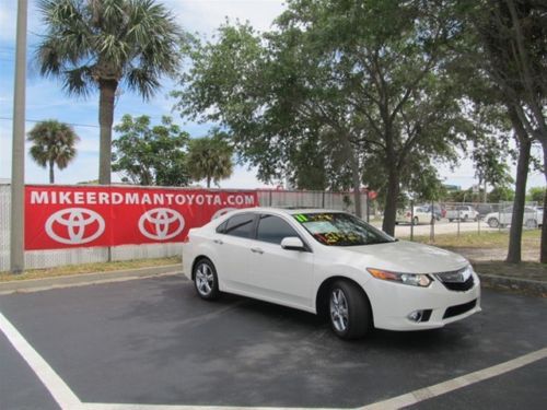 2011 acura tsx with tech package clean vehicle