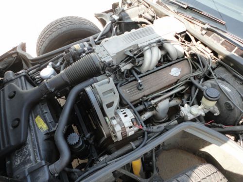 1986 Corvette 350 TPI Automatic Black with red interior, image 5