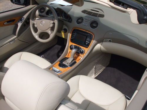 Super clean low mileage Black Mercedes 500 SL in Birmingham!, US $17,900.00, image 6