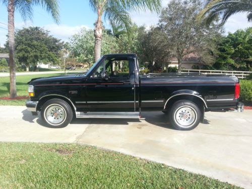 Mint classic 1993 ford f-150 title in hand 44k original miles