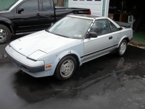 1985 toyota mr2-- 4 cylinder  16 valve twin cam,,,