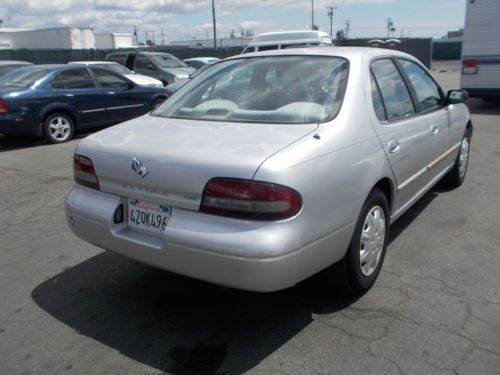 1997 Nissan Altima No Reserve, image 2