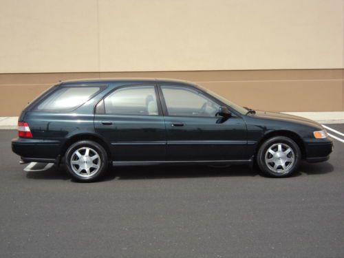 1995 honda accord ex wagon non smoker sunroof clean must sell no reserve!!!