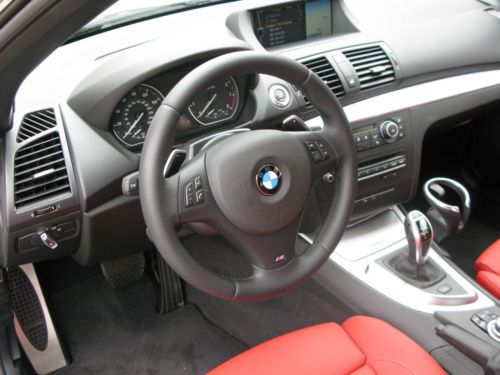 2013 BMW 135is, White with Coral Red Leather Interior, image 19
