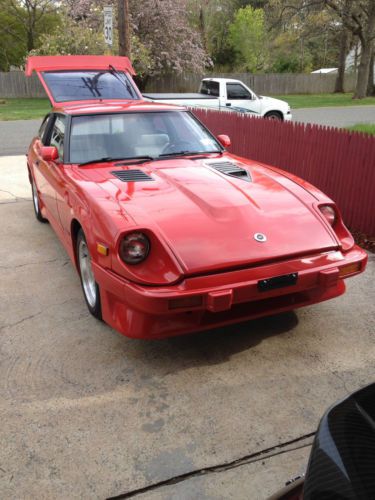1983 datsun 280zx 2x2 en excellent running codicion red 5 speed