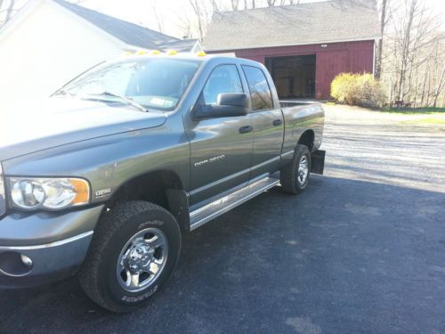 Dodge ram 2500 pickup truck 4wd, excellent shape