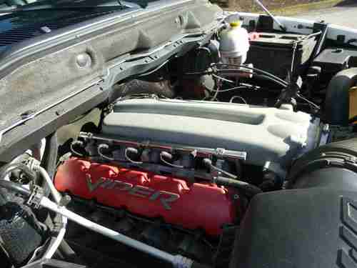 2005 Dodge Ram SRT 10 Low Miles Viper, image 9