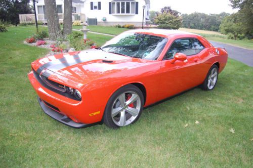 2008 dodge challenger srt8 limited edition 5469-6400 1 owner only 271 miles!!!