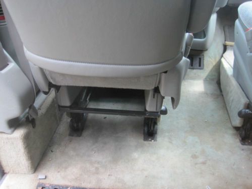 Wheelchair Van lowered floors removable front seats Dodge Grand Caravan low mile, US $5,998.00, image 7