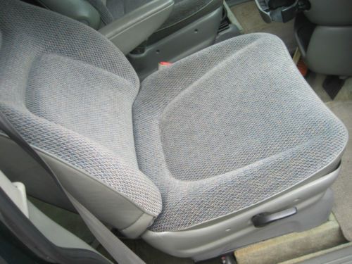 Wheelchair Van lowered floors removable front seats Dodge Grand Caravan low mile, US $5,998.00, image 14