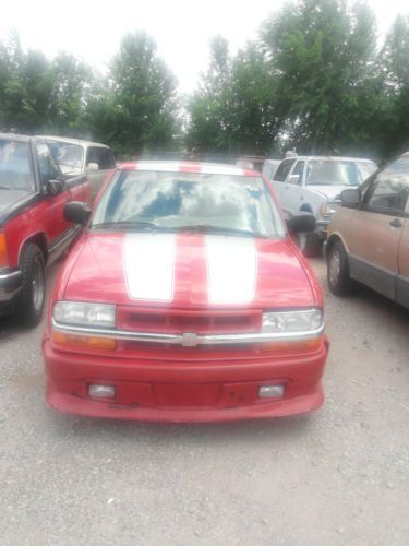 2003 chevrotet s-10 extreme 6 cylinder automatic
