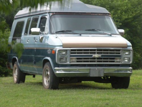 Chevy g 20 van