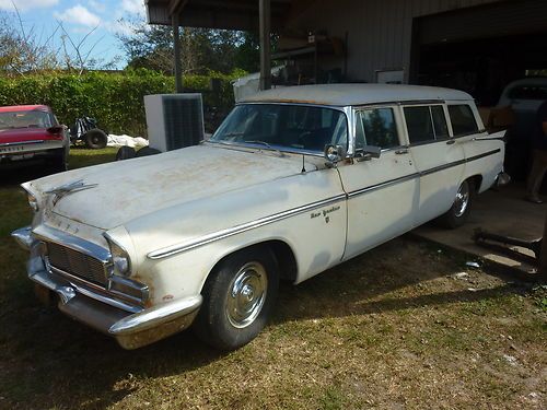 1956 classic and antique  chrysler new yorker wagon excelent to finish