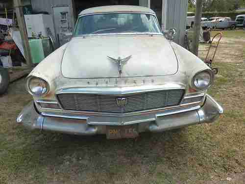 1956 CLASSIC AND ANTIQUE CHRYSLER NEW YORKER WAGON EXCELENT TO FINISH, image 2