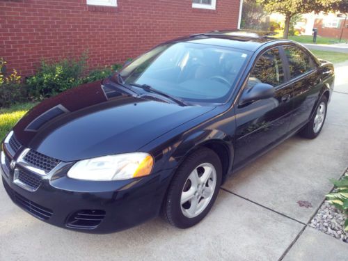 2004 black dodge stratus sxt 4 door sedan