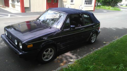 1991 Volkswagen Cabriolet ETIENNE AIGNER KARMANN Convertible 2-Door 1.8L RARE !!, image 3