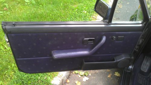 1991 Volkswagen Cabriolet ETIENNE AIGNER KARMANN Convertible 2-Door 1.8L RARE !!, image 18
