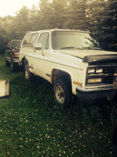 1990 chevrolet blazer scottsdale sport utility 2-door 5.7l