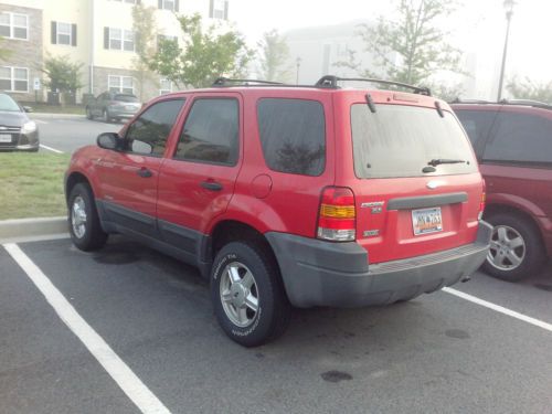 2002 ford escape xls sport utility 4-door 3.0l (needs air compressor)