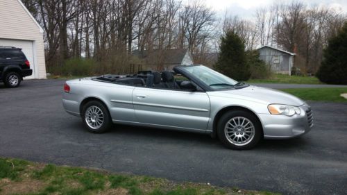 2006 chrysler sebring touring convertible 2-door 2.7l