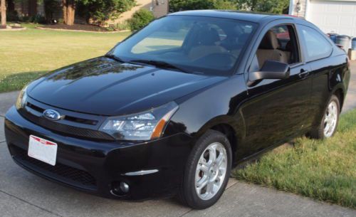 21k+ miles &amp; loaded with options, one owner - 2010 ford focus se needs nothing!!