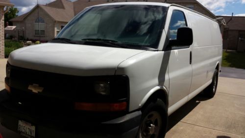 2003 chevrolet express 2500 base extended cargo van 3-door 5.3l