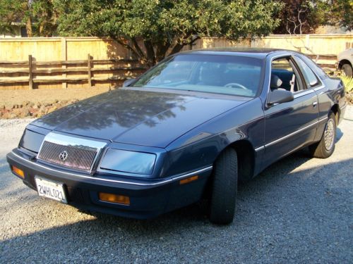1989 chrysler lebaron base coupe 2-door 2.2l clean &amp; very low mileage!  lqqk