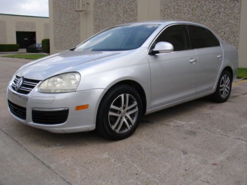 Tdi 1.9l diesel 5-speed fully service @ vw bluetooth reverse camera loaded