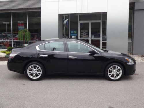 2014 nissan maxima s