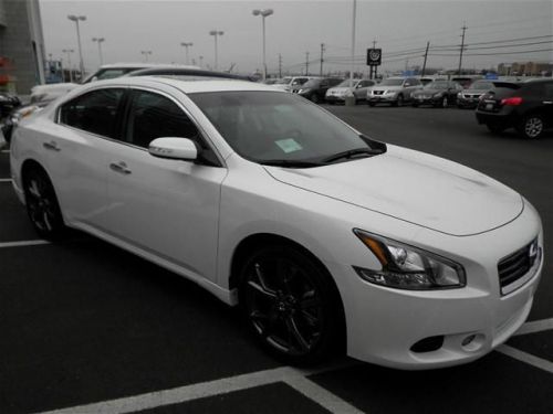 2014 nissan maxima sv