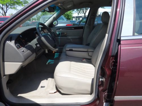 2006 lincoln town car signature