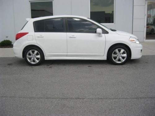 2011 nissan versa 1.8 s