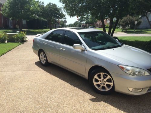 2005 toyota camry xle sedan 4-door 2.4l