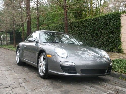 2009 carrera coupe 24,000 miles
new orleans, louisiana