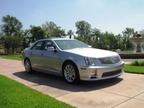 CADILLAC STS V HIGH PERFORANCE SINGLE OWNER CAR NOW AVAILABLE, image 3