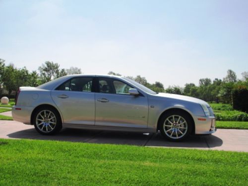 CADILLAC STS V HIGH PERFORANCE SINGLE OWNER CAR NOW AVAILABLE, image 10