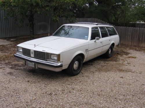 1980 oldsmobile cutlass cruiser brougham wagon 4-door 4.3l