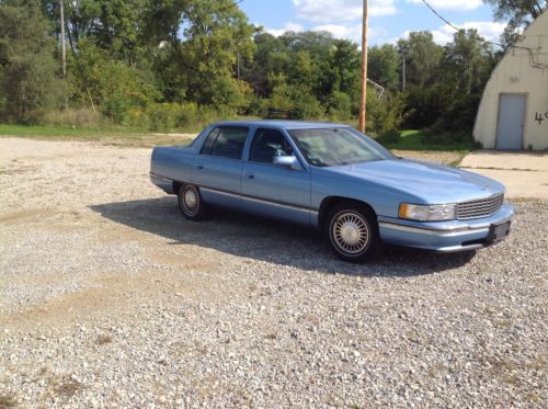 1994 cadillac deville base sedan 4-door 4.9l