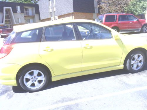 2005 toyota matrix base wagon 4-door 1.8l