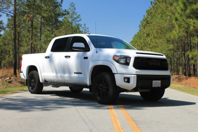 2015 toyota tundra crewmax