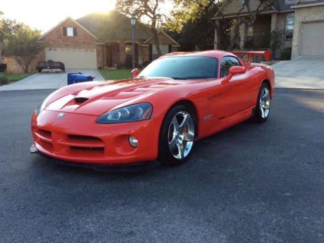 2009 dodge viper