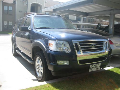 Like new!!!!! 2008 ford explorer sport trac xlt crew cab pickup 4-door 4.0l